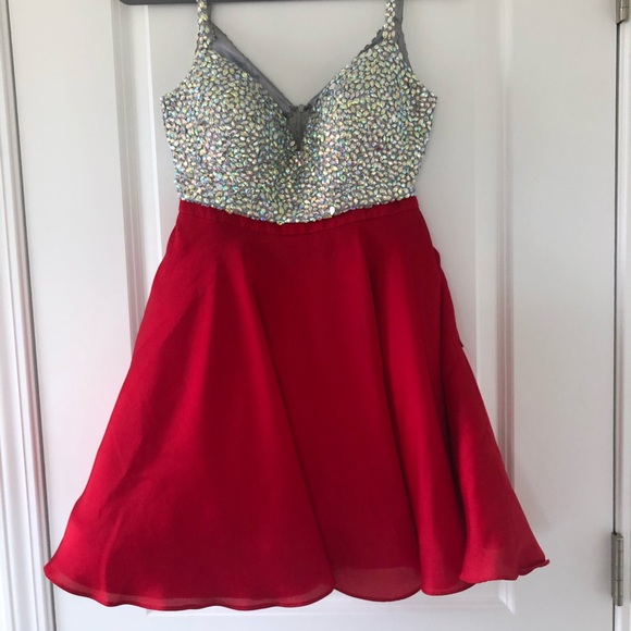 Homecoming dress - Picture 2 of 3